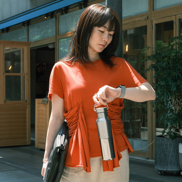 12oz-rise-reflect-with-bamboo-cap-a2 12oz_rise_reflect_business_woman_asia_square.jpg