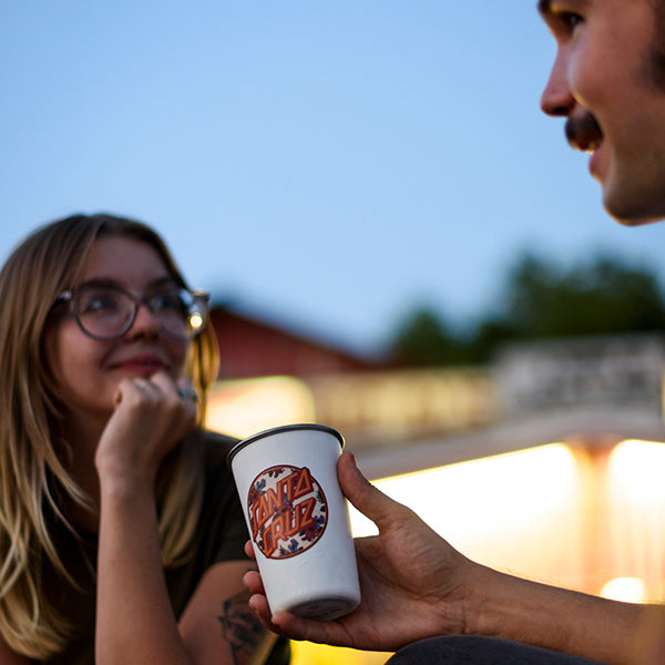 16oz-pint-cup-santa-cruz-n3 16oz_pints_santa_cruz_vacationdot_couple_square.jpg