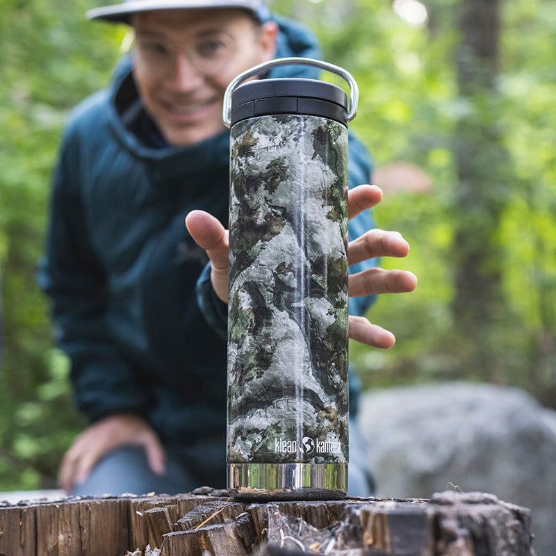 20oz-tkwide-with-twist-cap-mossy-oak-z0 20oz_bottle_twist_mossyoak_terragila_closeup_square.jpg