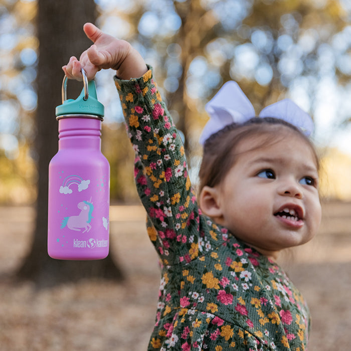 classic-kid-sippy-cap-c0 K12CNSIPPY-UN-kids_bottle_unicorn_lifestyle.jpg