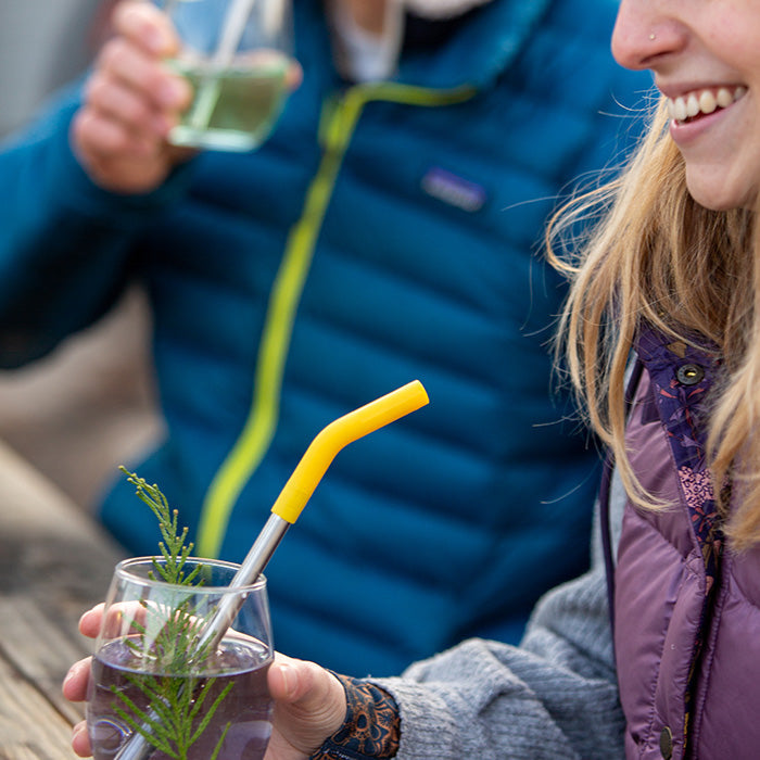 straw-4-pack-q6 recycled_steel_straw_drink_smile_lifestyle.jpg