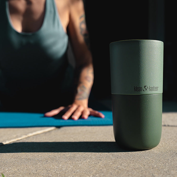smoothie-set-n7 smoothie_kit_rise_tumbler_seaspray_closeup.jpg