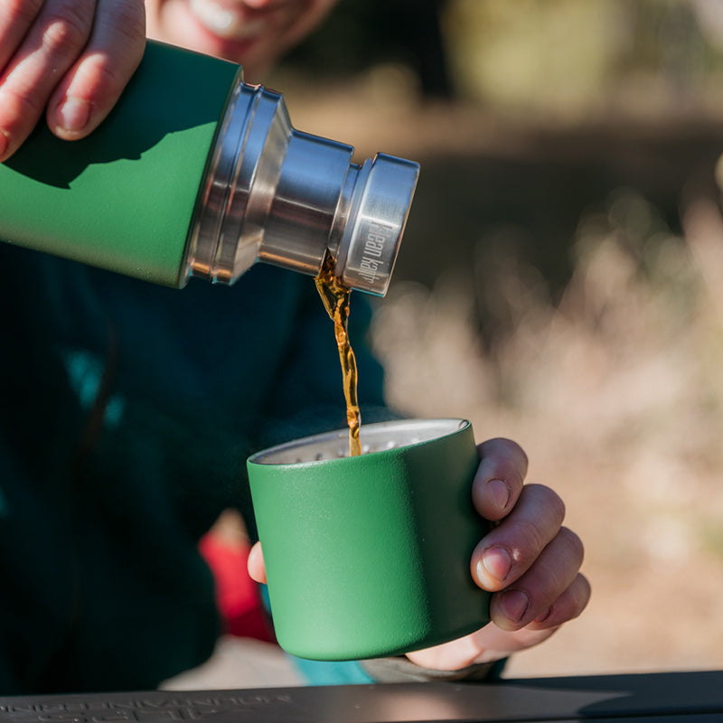 tkpro-maintenance-kit-i4 tkpro_32oz_thermos_green_pourthrough_lifestyle.jpg