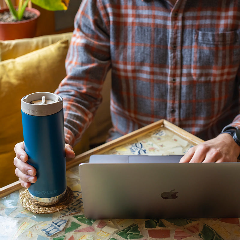16oz-tkwide-with-cafe-cap-w6 tkwide_16oz_cafe_corsair_cafe_laptop_square.jpg
