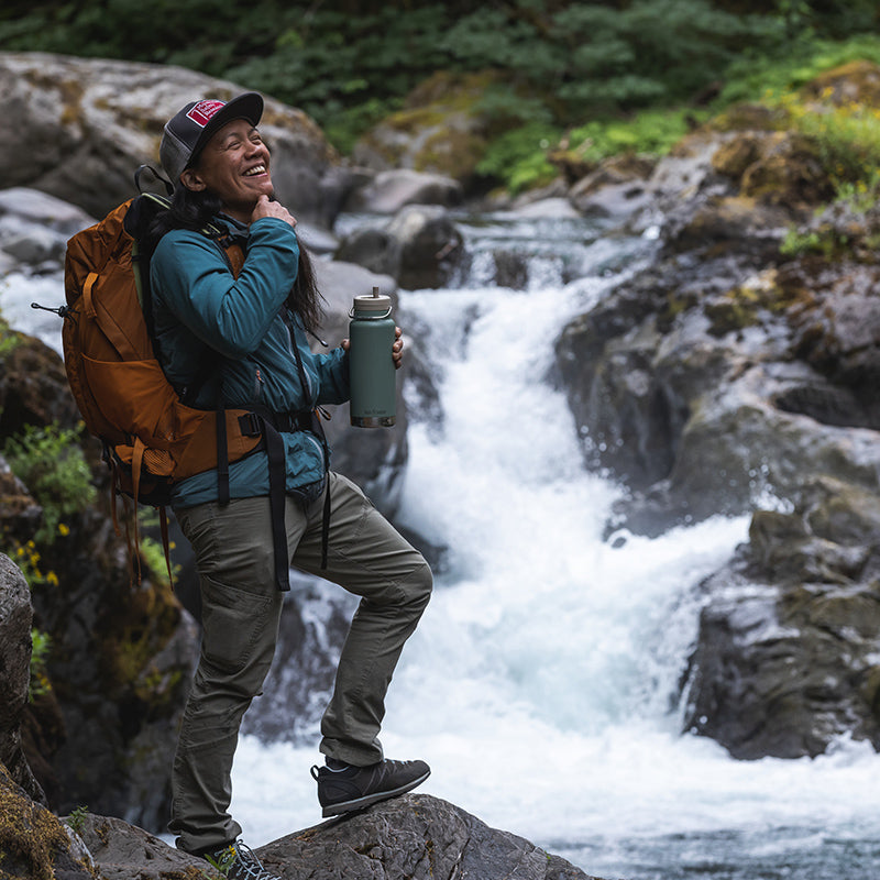 32oz-tkwide-with-twist-cap-g7 tkwide_32oz_insulated_bottle_twist_backpack_river_guy_square.jpg